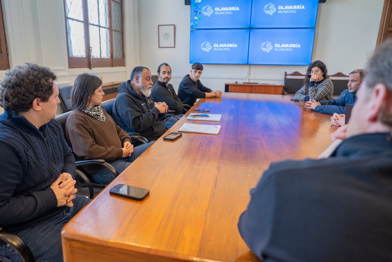 Presentación del sistema de gestión de flota SIVEM ante autoridades municipales de Olavarría